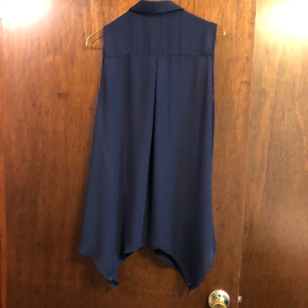 Flowey blouse - Picture 2 of 6